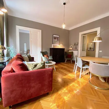 Apartment Zentrum Vor Der Tuer *